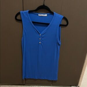 Michelle Mae Vibrant Blue Sleeveless Blouse